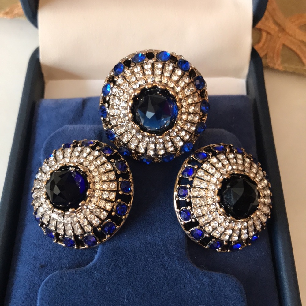 Set of Earrings & Ring